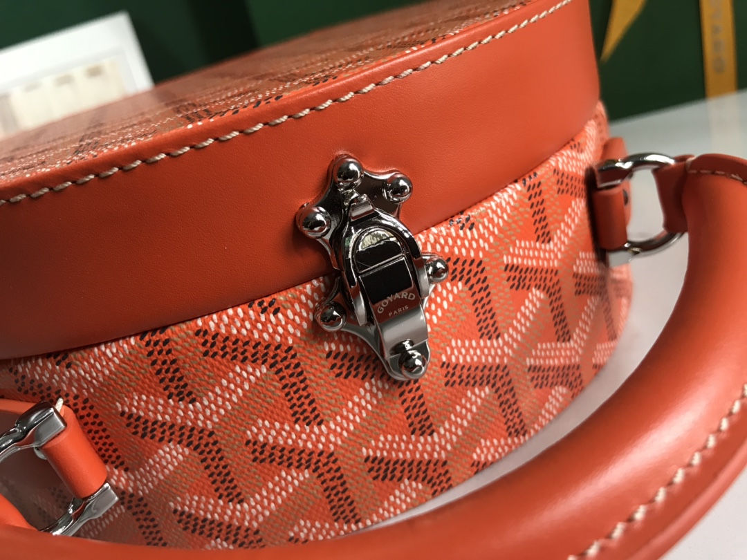 The Alto Hatbox Trunk Bag In Orange